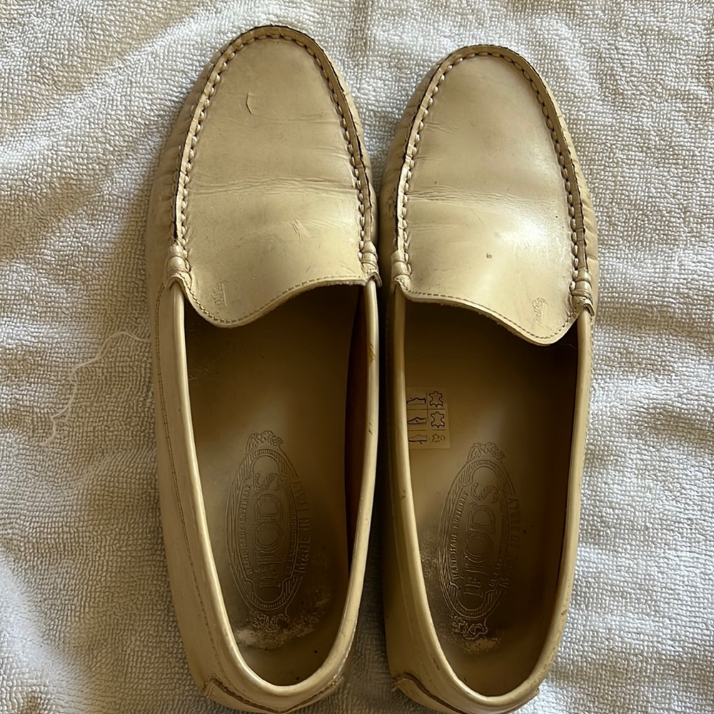 Tods cognac loafers size 8.5
